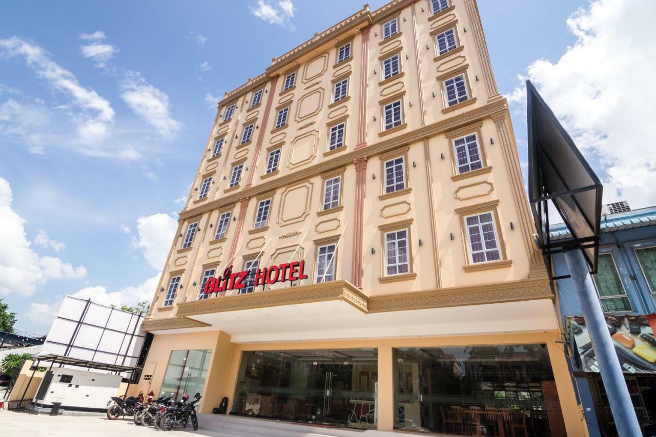 Hotel Blitz Centre 3*